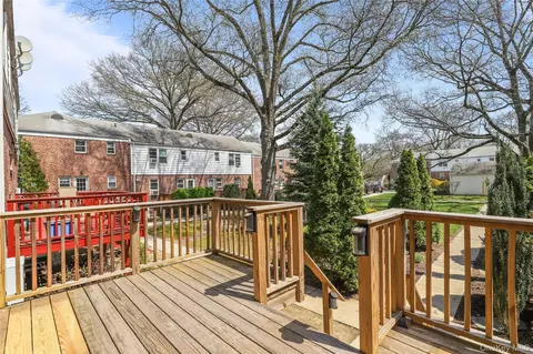 Exterior - 2 Peck Ave #27 A, Rye, NY 10580 photo 2 of 4