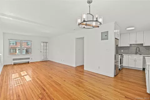 Living - 2 Peck Ave #27 A, Rye, NY 10580 photo 1 of 3