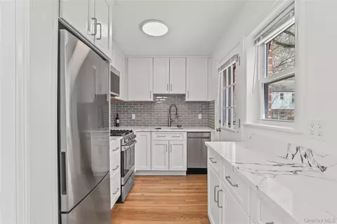 Kitchen - 2 Peck Ave #27 A, Rye, NY 10580 photo 1 of 1