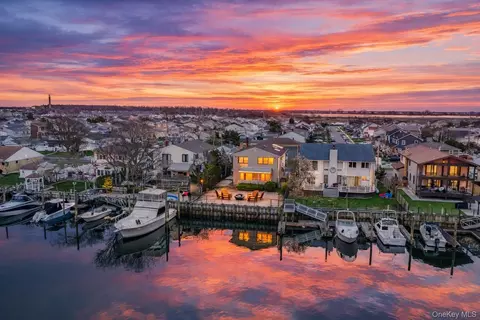 756 Guy Lombardo Ave, Freeport, NY 11520