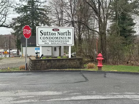 321 Titusville Rd #E91, Poughkeepsie, NY 12603