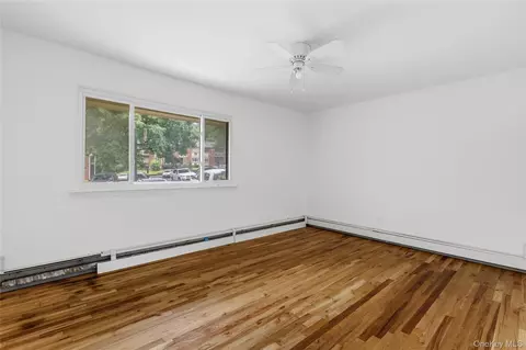 Bedroom - 2 Woods End Cir #E, Peekskill, NY 10566 photo 3 of 5