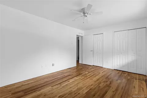 Bedroom - 2 Woods End Cir #E, Peekskill, NY 10566 photo 4 of 5