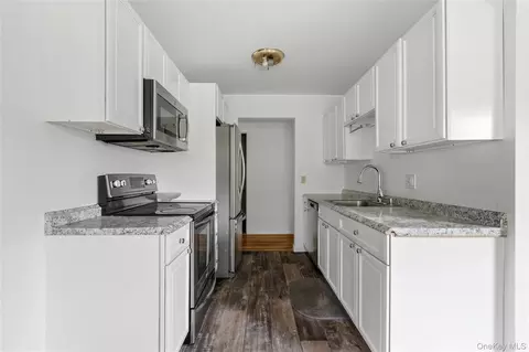 Other - 2 Woods End Cir #E, Peekskill, NY 10566 photo 3 of 3
