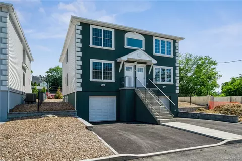 24 Clement St, Yonkers, NY 10710