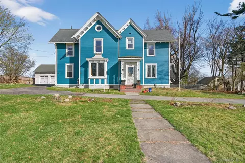 104-108 Highland Ave, Middletown, NY 10940