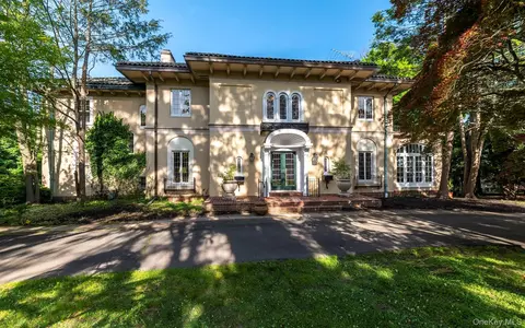 265 N Broadway, Orangetown, NY 10960