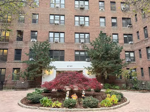 6740 Yellowstone Blvd #2O, Forest Hills, NY 11375
