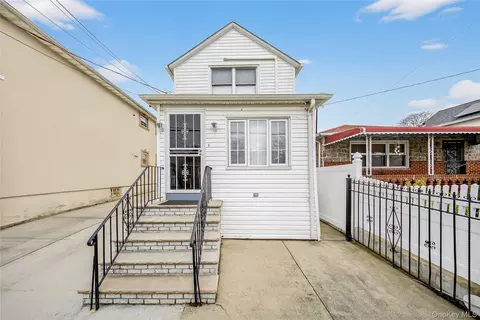 128-17 147th St, Jamaica, NY 11436