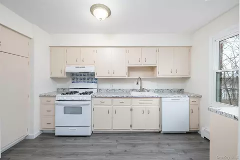 1668 Route 9 #1F, Wappinger, NY 12590