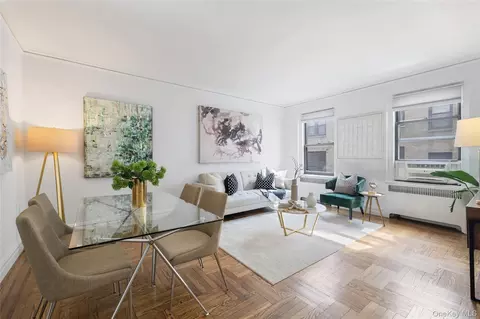 350 Cabrini Blvd #7N, New York, NY 10040