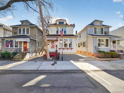 2894 Wellman Ave, New York, NY 10461