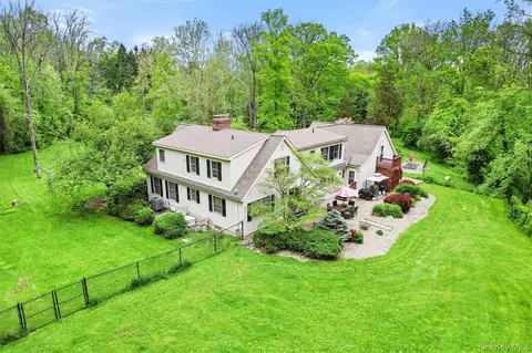 83 Onderdonk Rd, Warwick, NY 10990