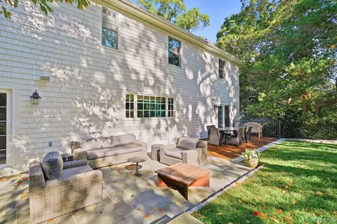 Exterior - 4 Boulder Rd, Rye, NY 10580 photo 5 of 6