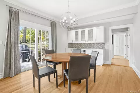 Dining - 4 Boulder Rd, Rye, NY 10580 photo 2 of 2