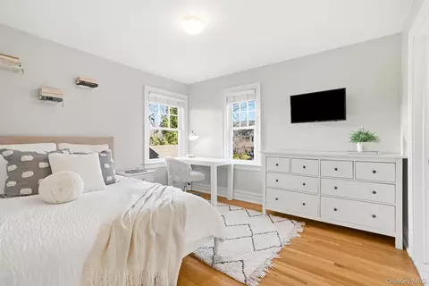 Bedroom - 4 Boulder Rd, Rye, NY 10580 photo 2 of 5