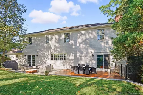 Exterior - 4 Boulder Rd, Rye, NY 10580 photo 4 of 6