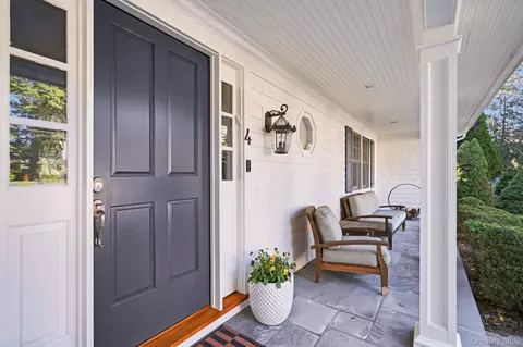 Exterior - 4 Boulder Rd, Rye, NY 10580 photo 3 of 6