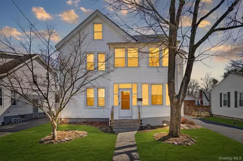 29 Columbia Ave, Middletown, NY 10940
