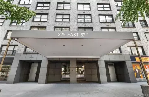 225 E 57th St #20E, New York, NY 10022