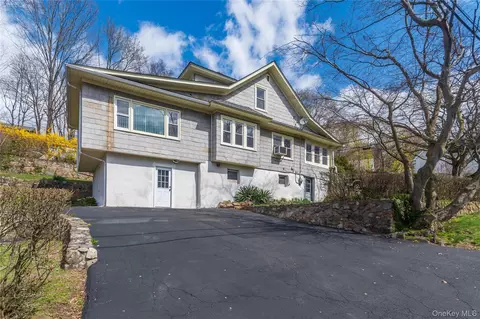 Exterior - 200 Husted Ave, Peekskill, NY 10566 photo 7 of 10