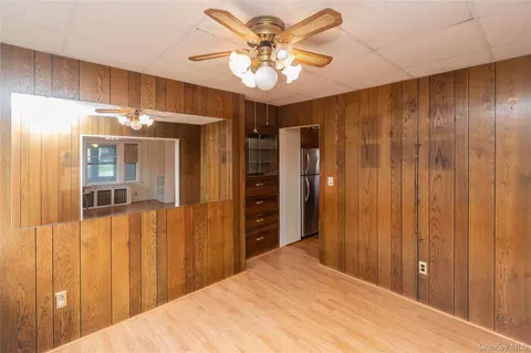 Living - 200 Husted Ave, Peekskill, NY 10566 photo 9 of 11