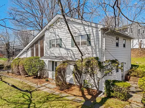 150 Rosedale Ave, White Plains, NY 10605