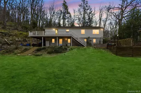 27 Arden Dr, Philipstown, NY 10524
