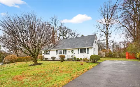 107 Whittier Dr, Mount Pleasant, NY 10594