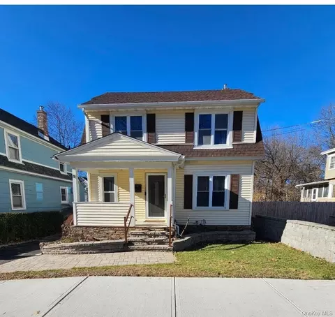 88 Innis Ave, Poughkeepsie, NY 12601