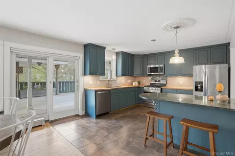 Kitchen - 374 Marcott Rd, Marbletown, NY 12419 photo 1 of 2