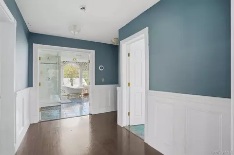 Entry Way - 374 Marcott Rd, Marbletown, NY 12419 photo 3 of 5