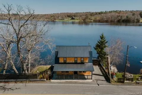 6721 State Route 52, Cochecton, NY 12726