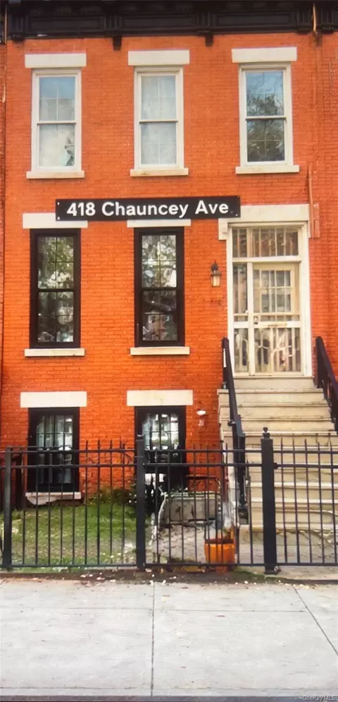 418 Chauncey St, Brooklyn, NY 11233