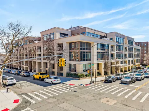 6405 Yellowstone Blvd #206AS, New York, NY 11375