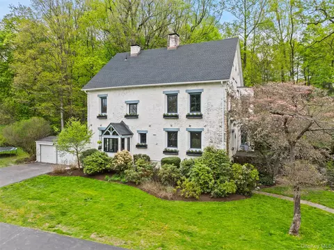 33 Aldridge Rd, New Castle, NY 10514