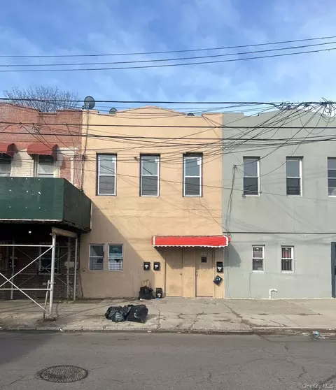 9904 212th St, New York, NY 11429