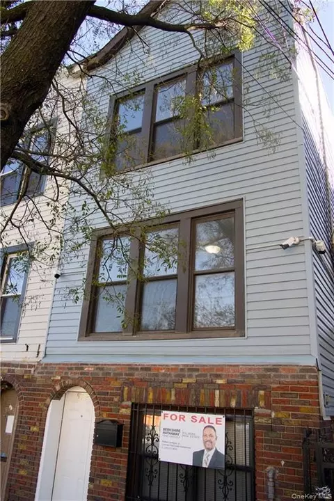 9728 Flatlands Ave, Brooklyn, NY 11236