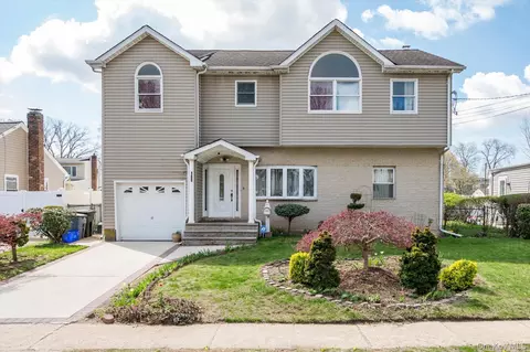 188 Beechwood Ave, Roosevelt, NY 11575