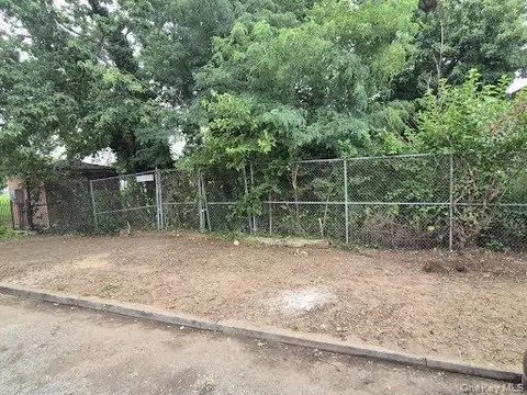113 Avenue Ave, New York, NY 11433