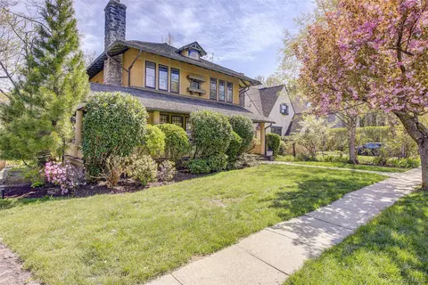 78 Hickory Grove Dr W, Larchmont, NY 10538