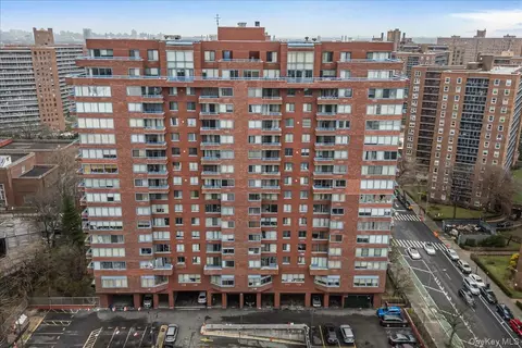 62-54 97th Pl #9N, New York, NY 11374