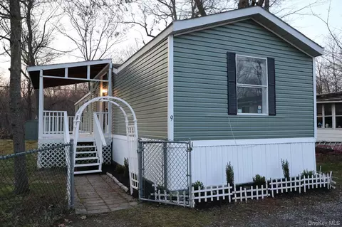 9 Milton, Beacon, NY 12508