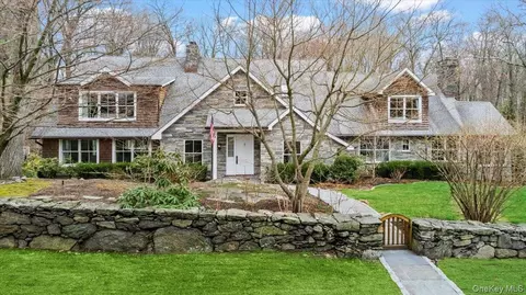 28 Winfield Ave, Harrison, NY 10528