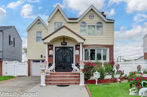 50 Crystal St, Elmont, NY 11003