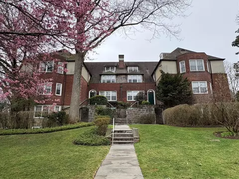 11 Campus Pl # TR, Greenburgh, NY 10583