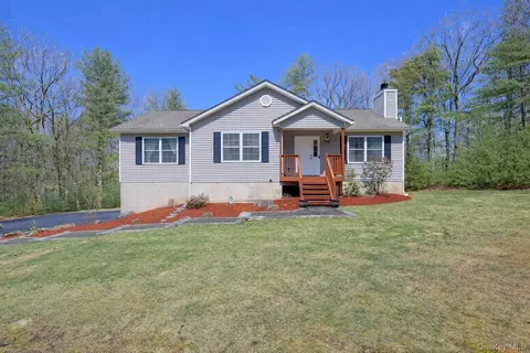 1412 Forestburgh Rd, Lumberland, NY 12737