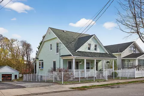 938 Reynolds St, Peekskill, NY 10566