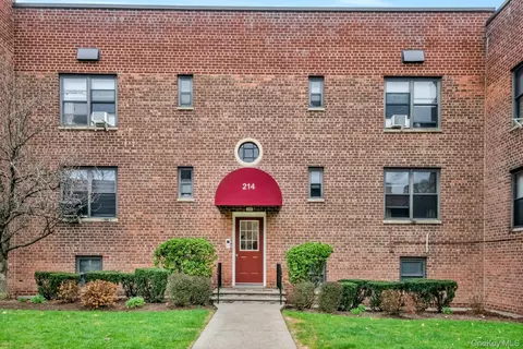 214 Richbell Rd #2C, Mamaroneck, NY 10543