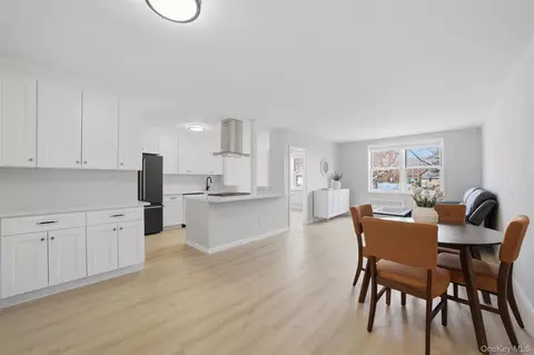 600 Locust St #5F, Mount Vernon, NY 10552